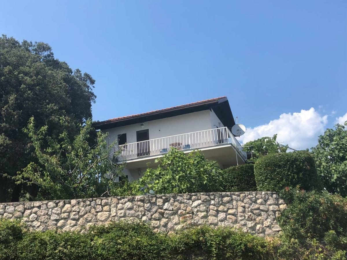 Holiday Home Sea View Brseč エクステリア 写真