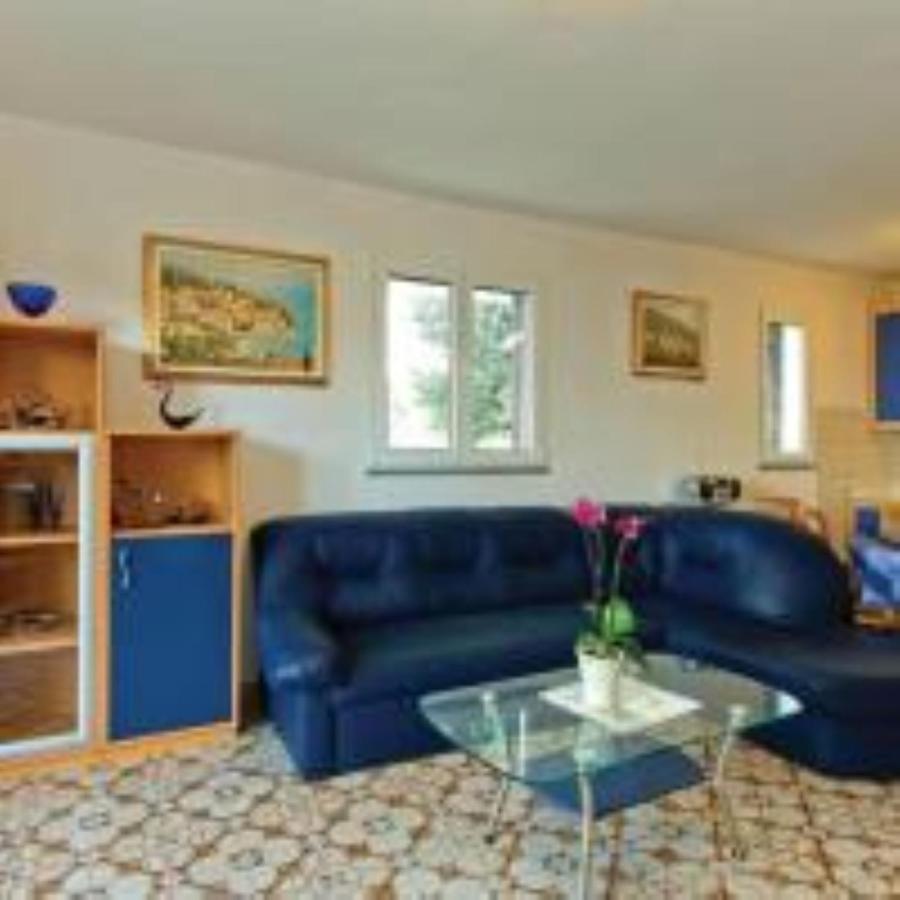 Holiday Home Sea View Brseč エクステリア 写真