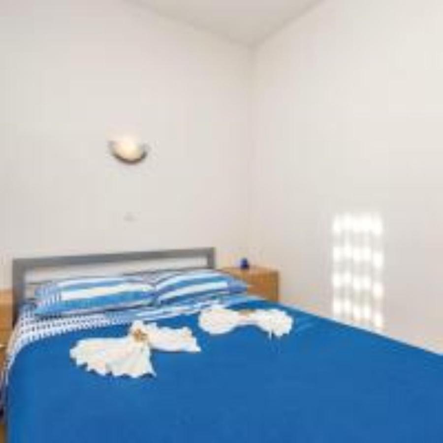Holiday Home Sea View Brseč エクステリア 写真