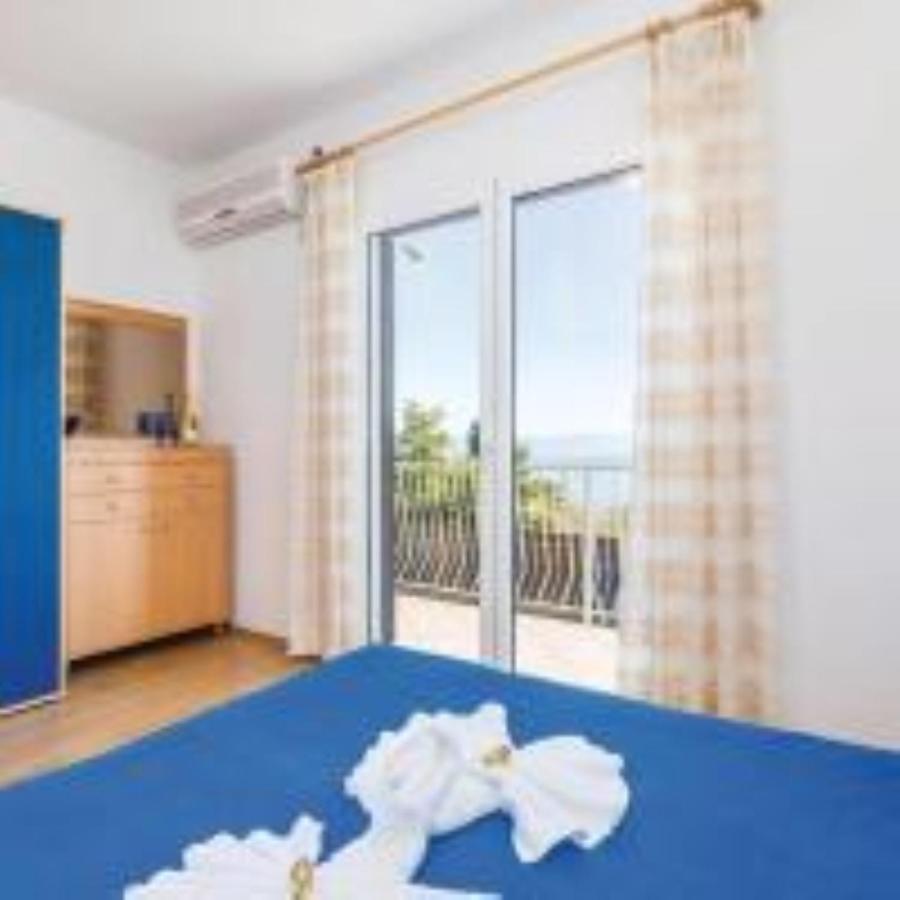 Holiday Home Sea View Brseč エクステリア 写真